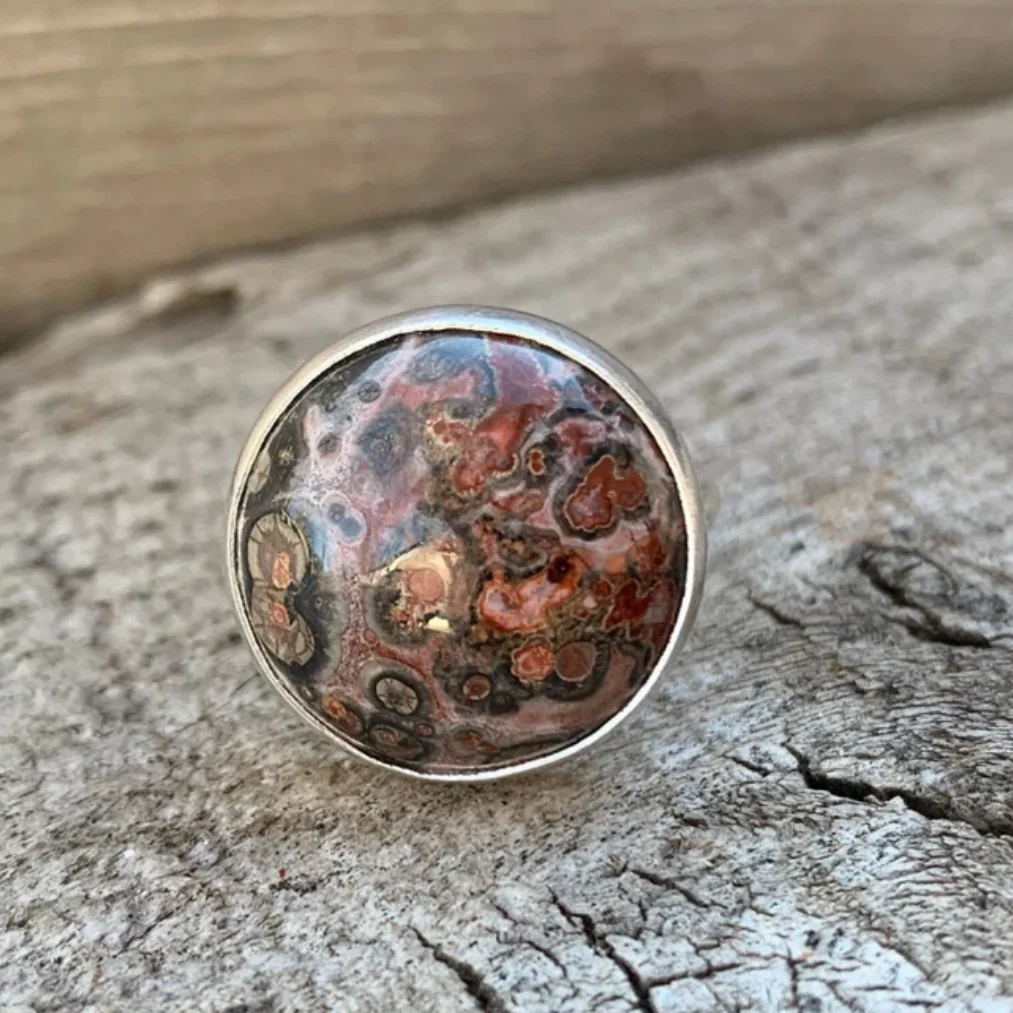 Round Leopard Skin Jasper Sterling Silver Ring - Image 4