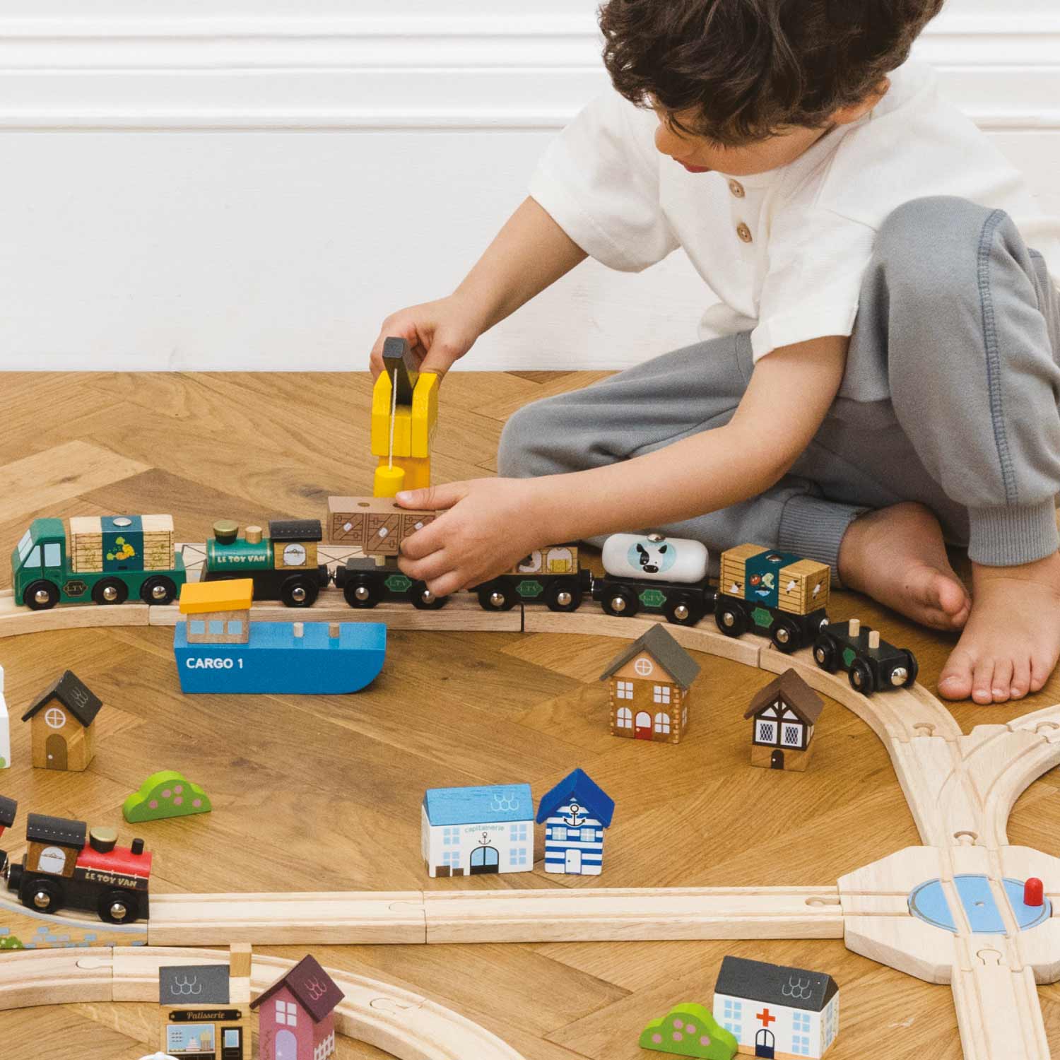 Royal Express Train Set - Image 7