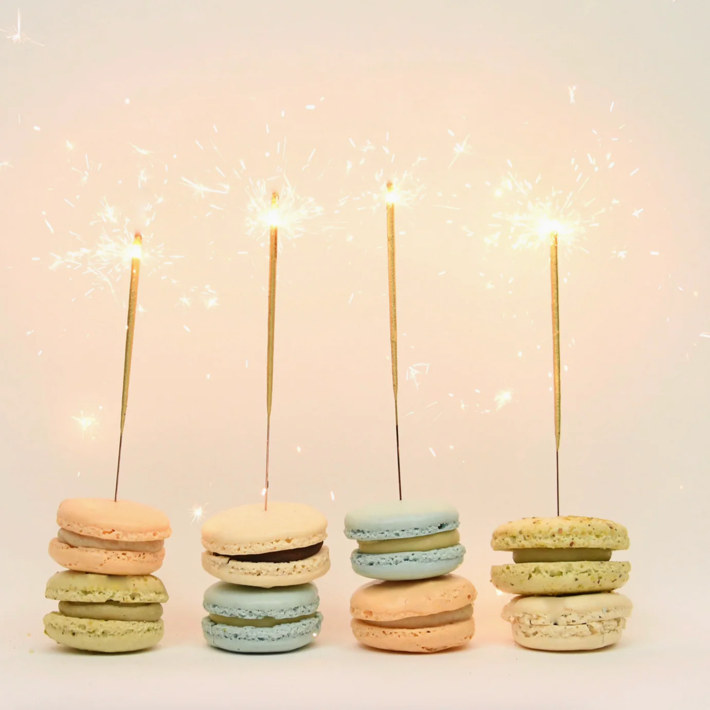 Single Wish Gold Sparkler Birthday Wish/Celebrate - Image 2