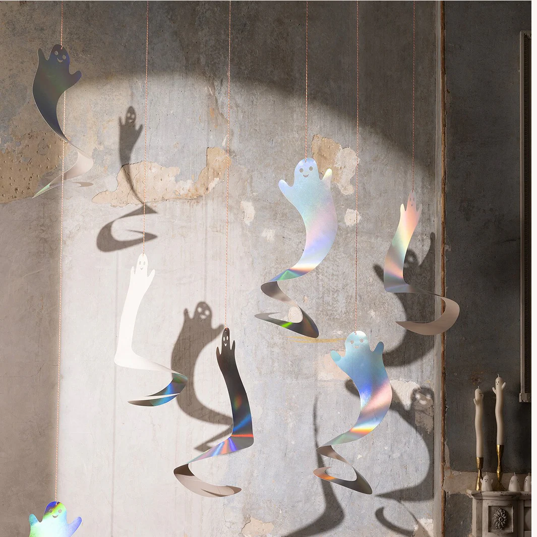 Spinning Ghost Decorations (x10)