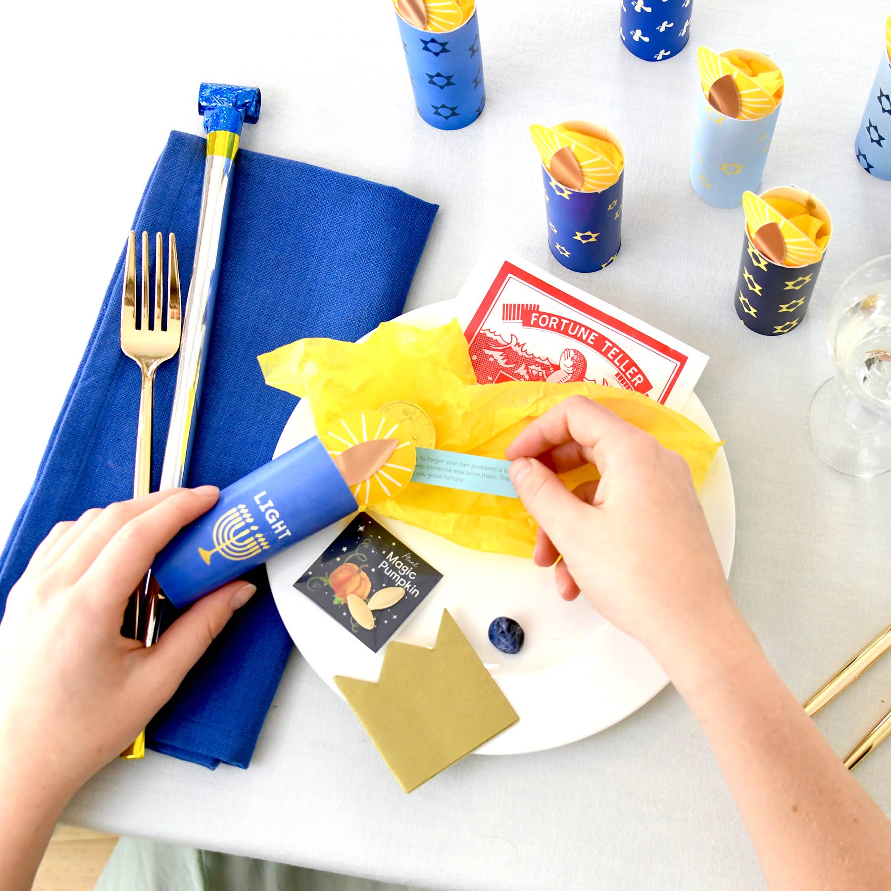 Tabletop Surprises - Hanukkah - Festival of Lights -Set of 8 - Image 2
