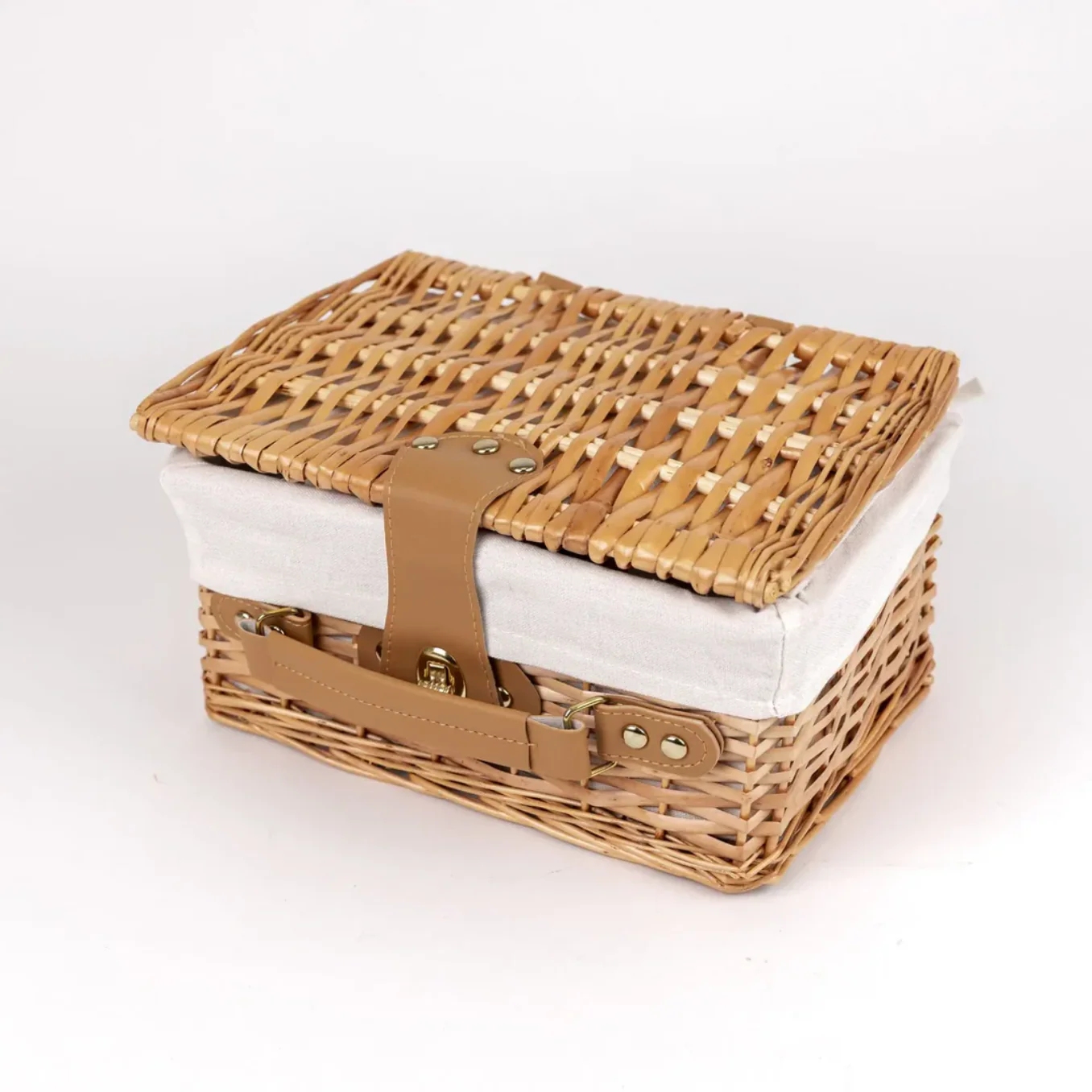 TIN TEA SET FOREST IN A WICKER BASKET - Image 12
