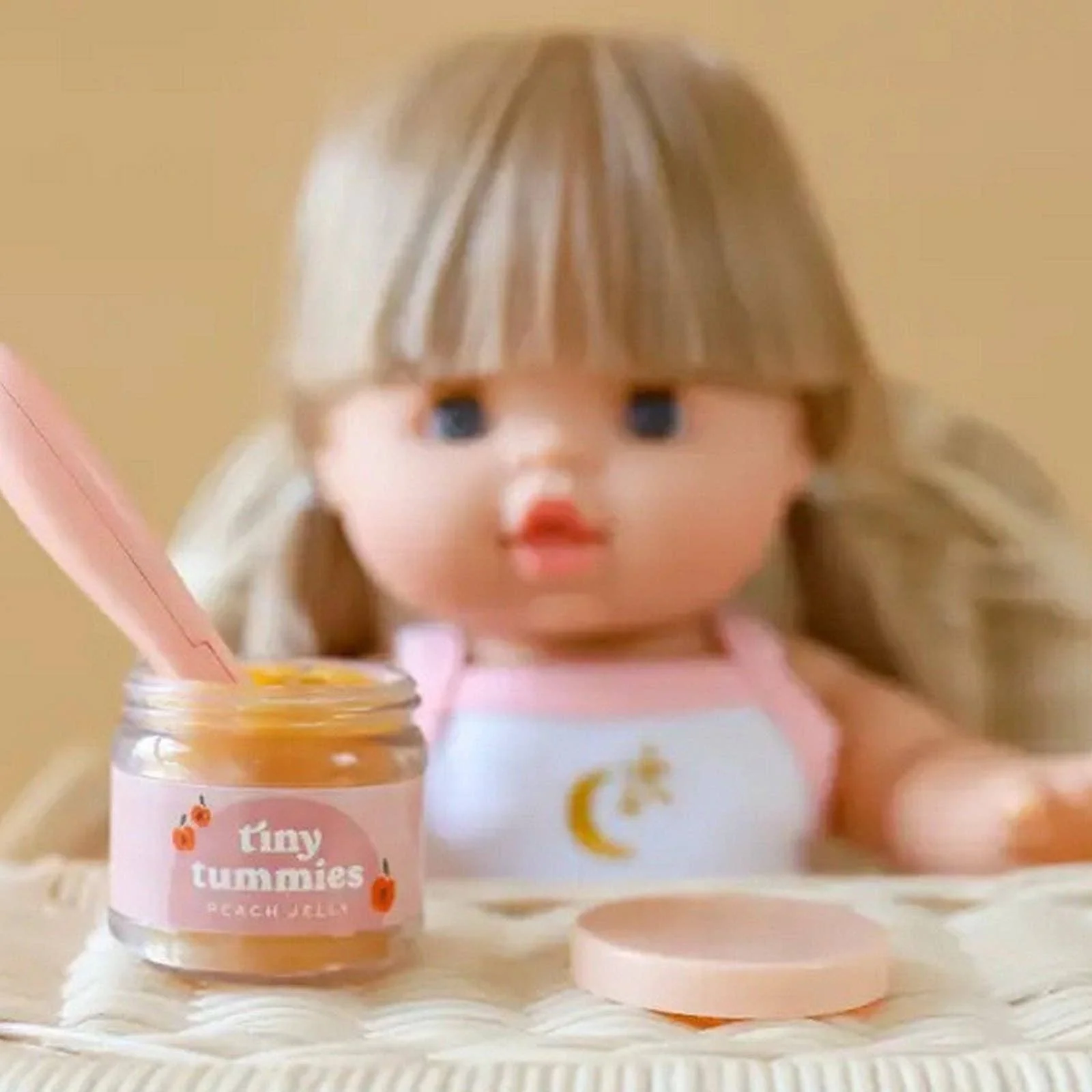 Tiny Tummies - Strawberry jelly food - Jar & spoon - Image 2