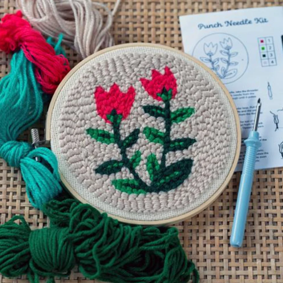 Tulip Punch Needle Kit - Image 2