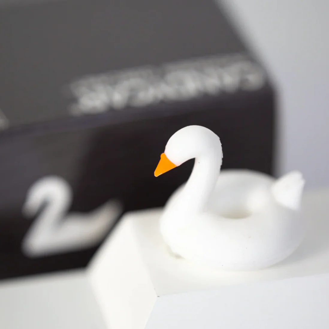 White Swan Wagon - Image 4