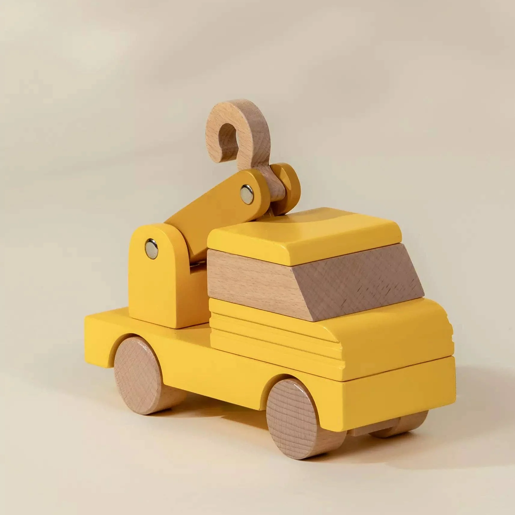 Wooden Construction Vehicle - Tow Truck - Image 2