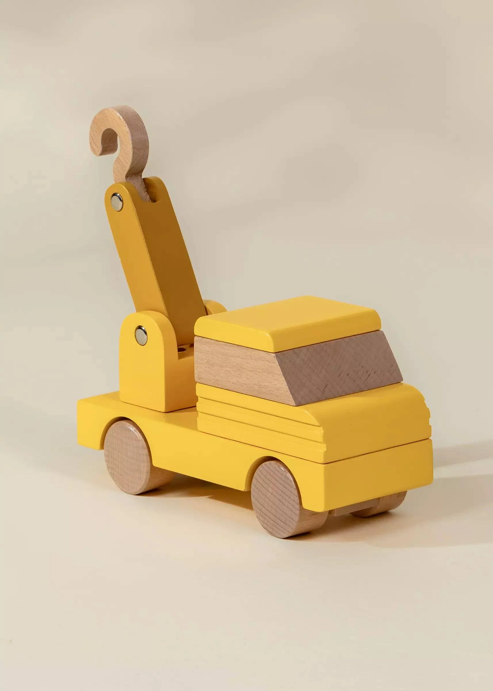 Wooden Construction Vehicle - Tow Truck - Image 4
