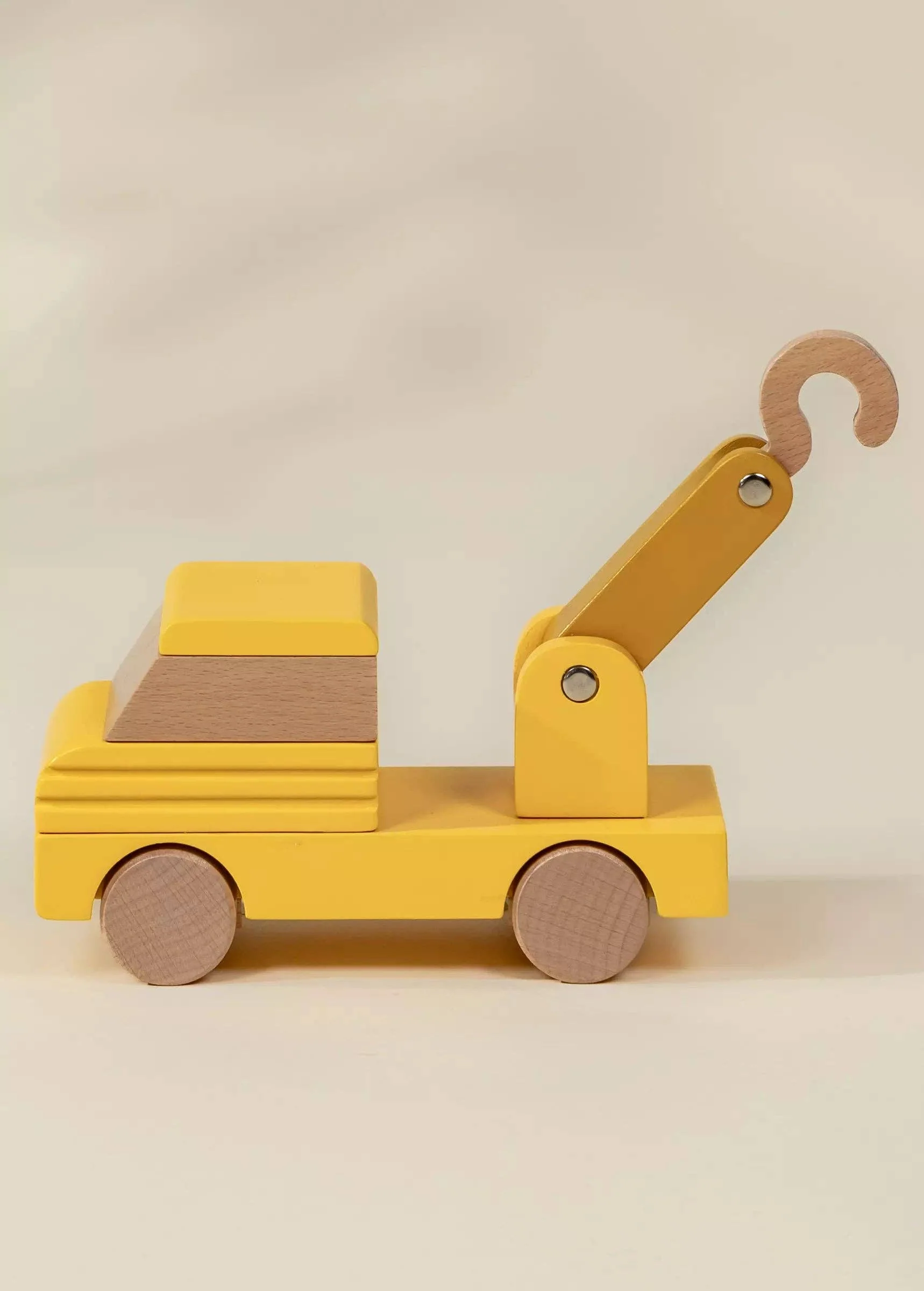 Wooden Construction Vehicle - Tow Truck - Image 5