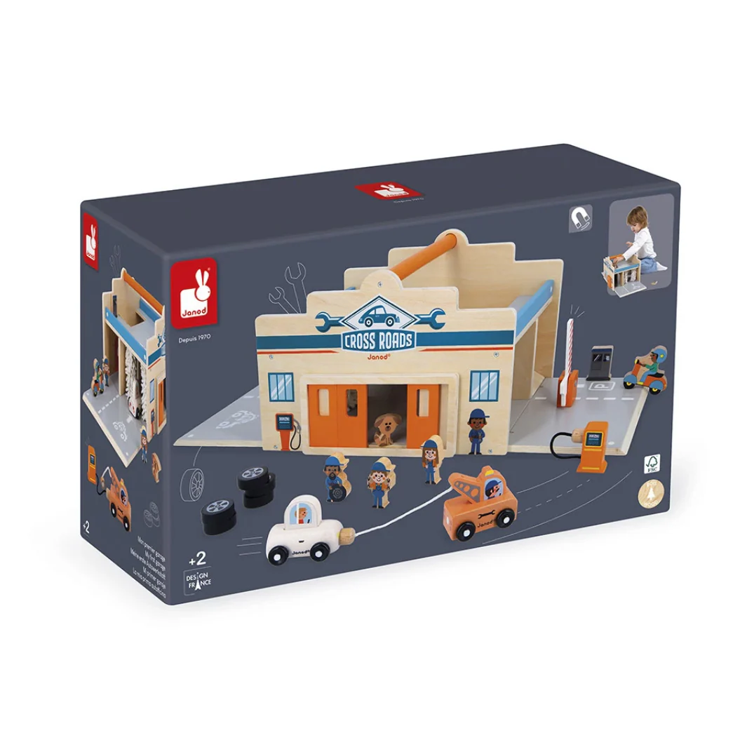 Wooden Garage - Cross Roads - Image 13