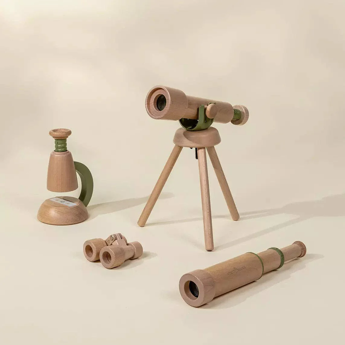 Wooden Tripod Telescope – 15x Zoom - Image 7