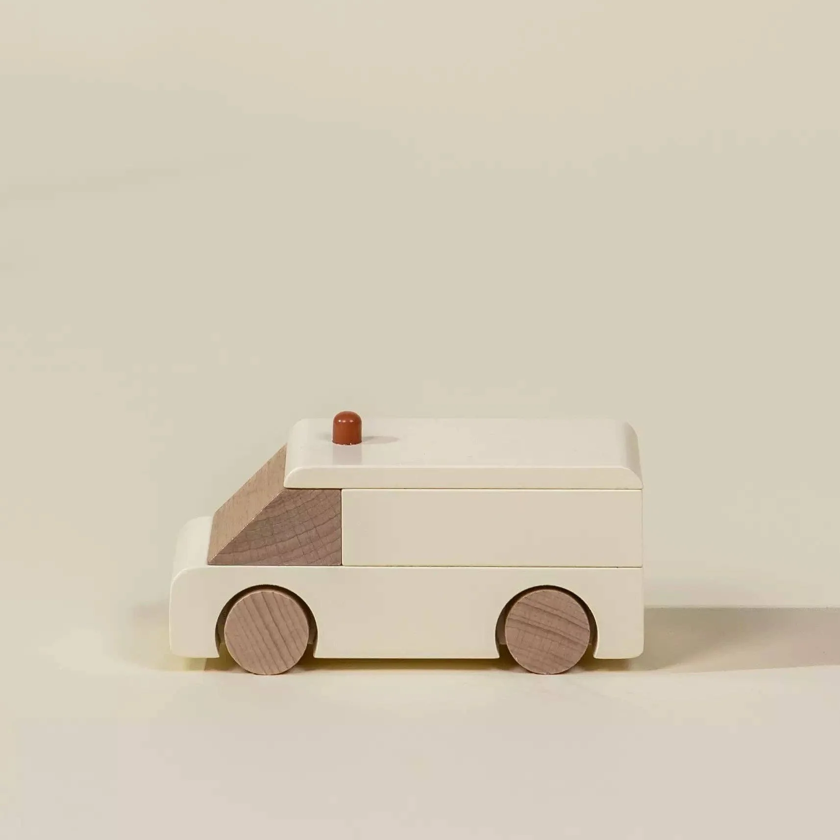 Wooden Vehicle - Ambulance - Image 3