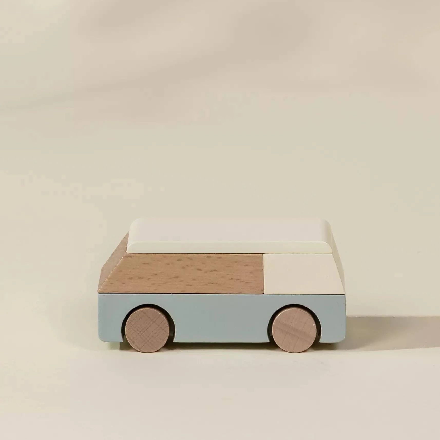 Wooden Vehicle - Camping Car
