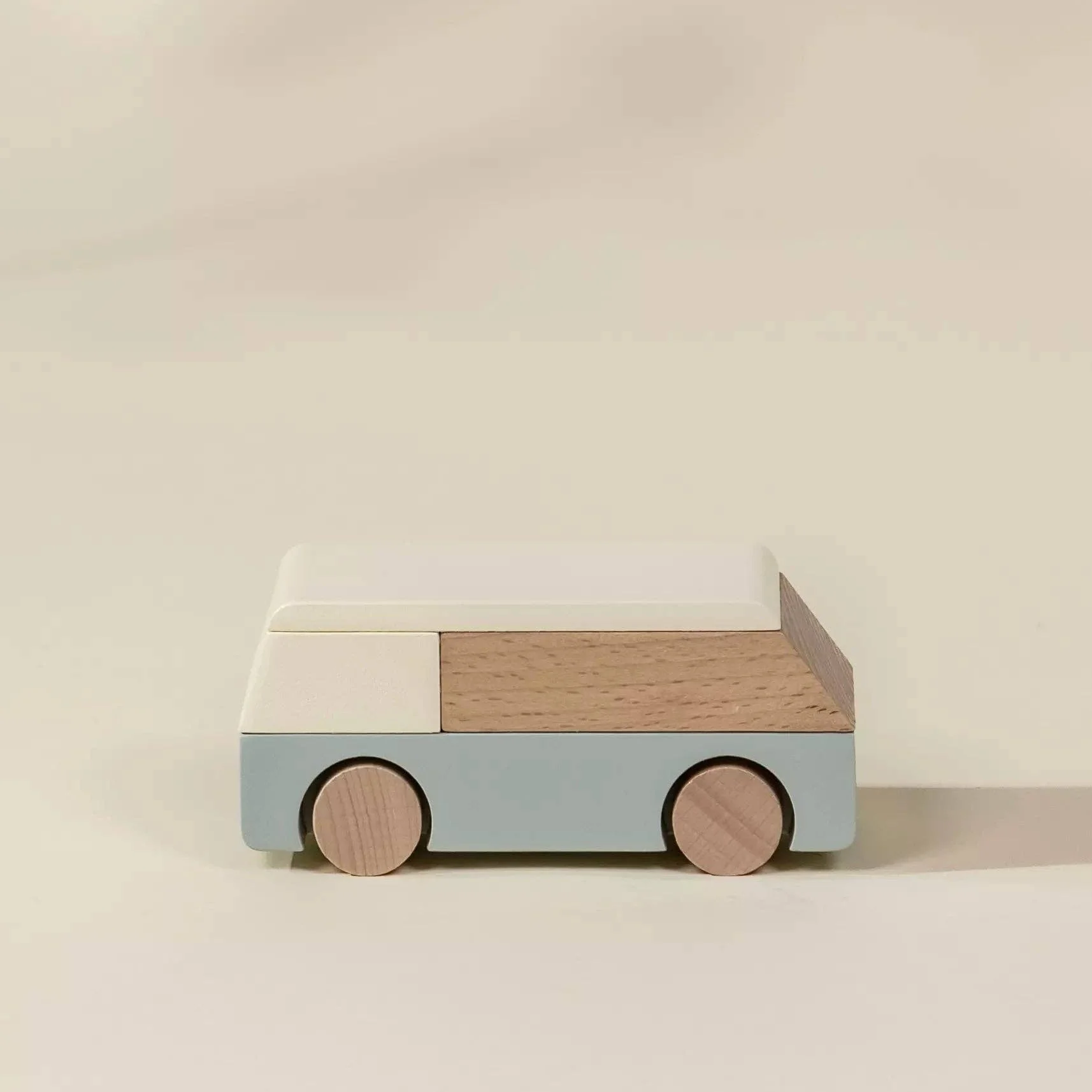Wooden Vehicle - Camping Car - Image 2