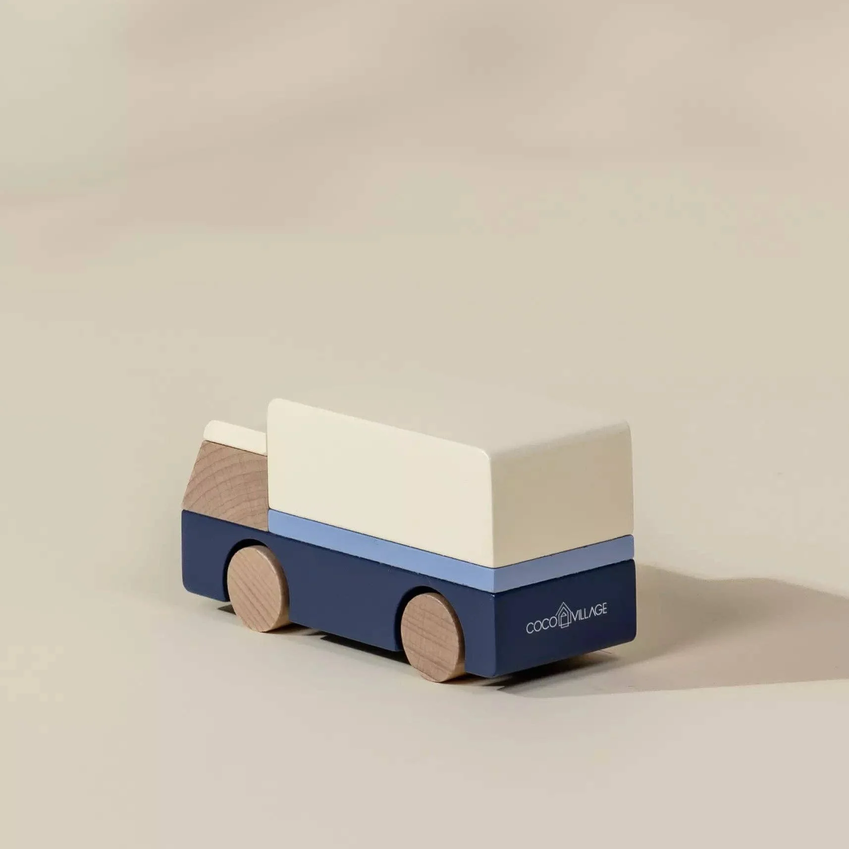 Wooden Vehicle - Delivery Truck - Image 2